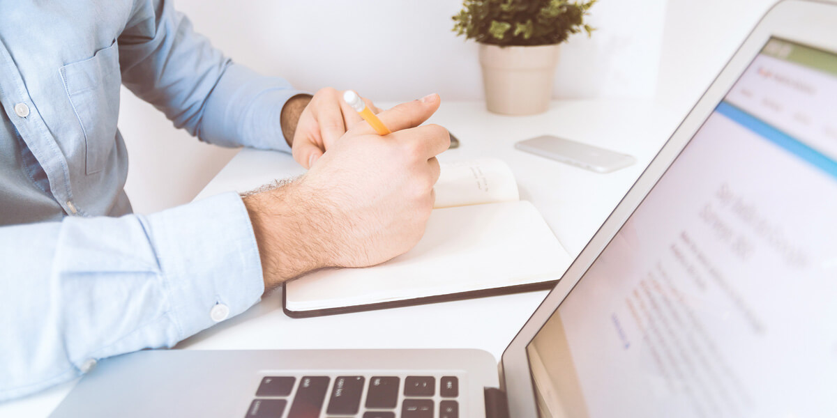 What salary is right for your next social media manager?