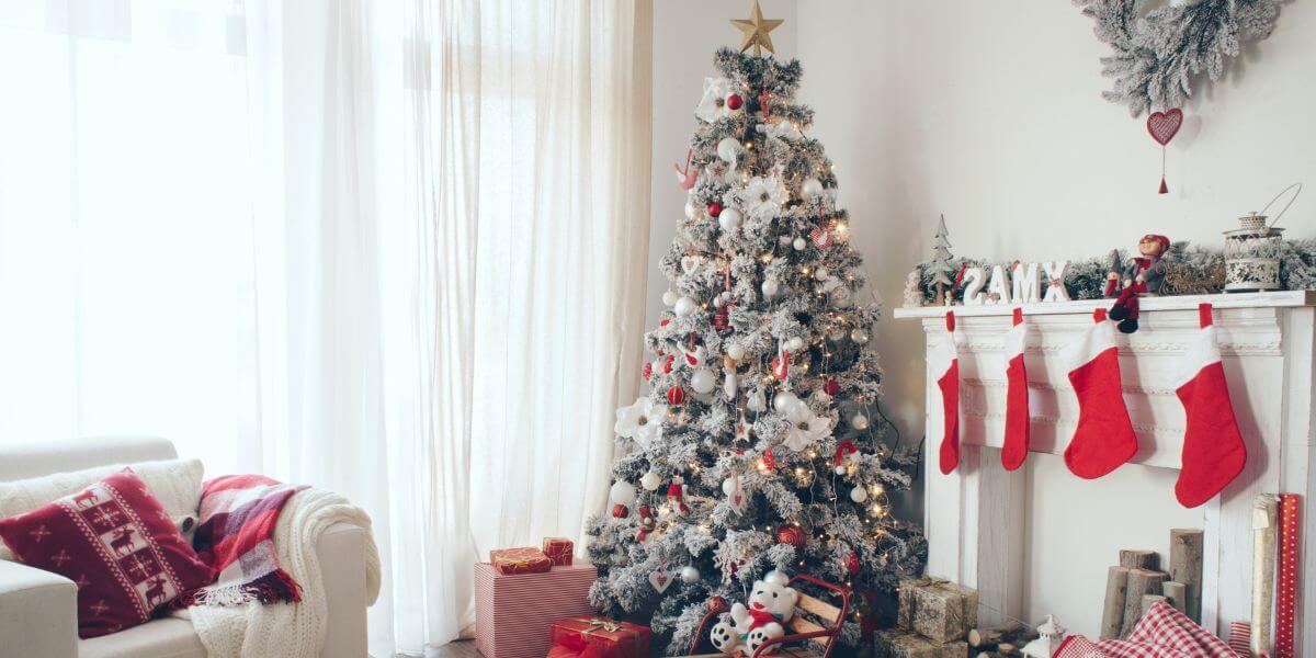 social-media-christmas-interactive-posts-header