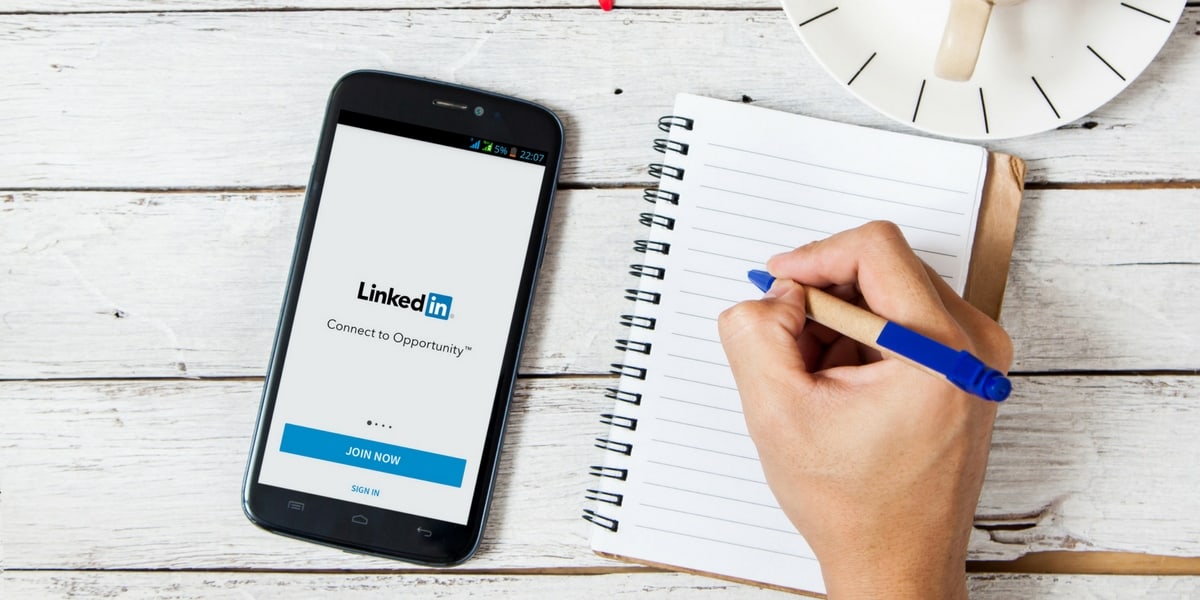 LinkedIn social advertising 