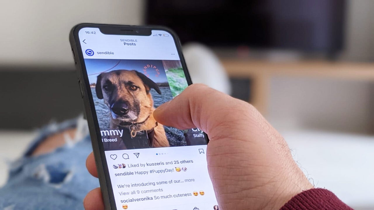 11 Ways to Create Thumb-Stopping Instagram Carousel Posts to Promote Your Business