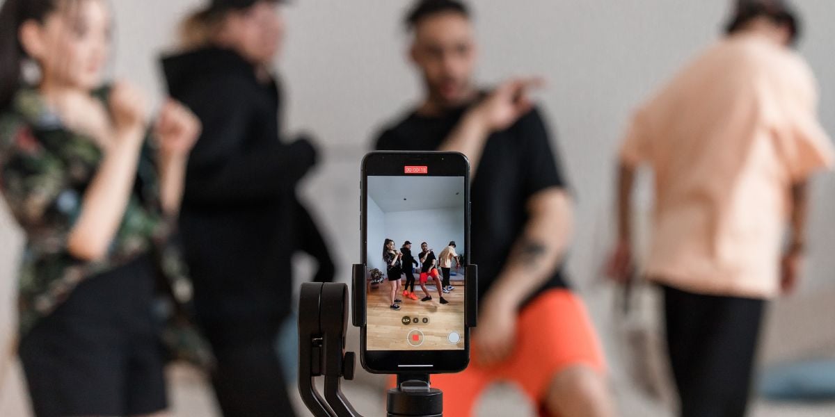 How to Promote your Business on TikTok: 12 Industry Examples