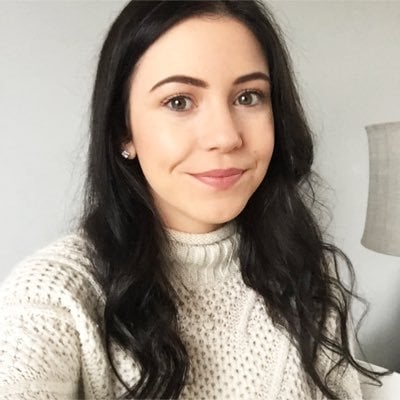 Elise Dopson Should You Use Hashtags on Facebook? Here's How to Crack Them